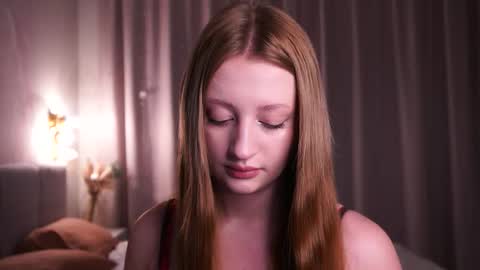 Snapshot of rue_novella chatting on 12, 1, 2026 Mila online show from 12, 1, 2026