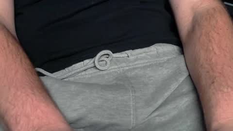 Snapshot of rumlover519 chatting on 28, 11, 2025 rumlover519 online show from 28, 11, 2025