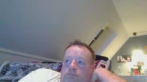 Snapshot of runepetter chatting on 27, 12, 2024 bignorwegian online show from 27, 12, 2024