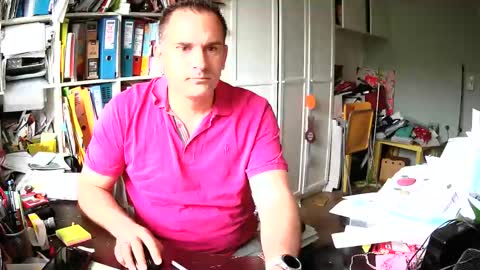 Snapshot of runner1978 chatting on 8, 5, 2026 runner1978 online show from 8, 5, 2026