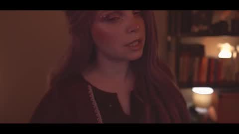 Snapshot of running_with_the_wolves chatting on 1, 11, 2025 Elena online show from 1, 11, 2025