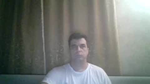 Snapshot of rusqadisx chatting on 26, 10, 2025 rusqadisx online show from 26, 10, 2025