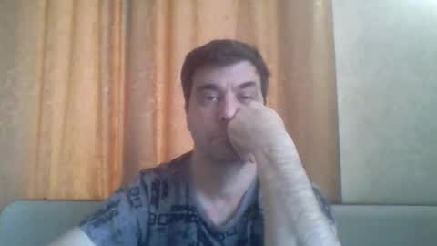 Snapshot of rusqadisx chatting on 23, 11, 2025 rusqadisx online show from 23, 11, 2025