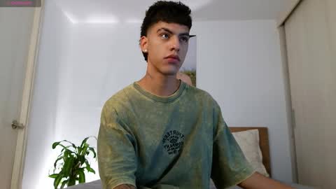  R U S S E L L  online show from 27, 3, 2026