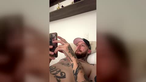 Snapshot of russo_fox chatting on 11, 5, 2026 russo_fox online show from 11, 5, 2026