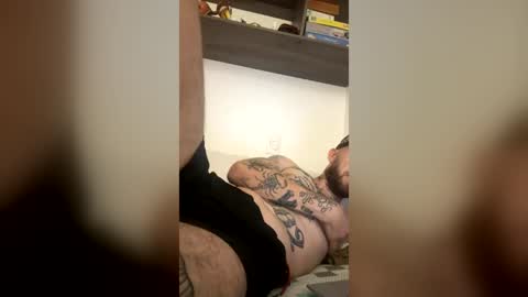 Snapshot of russo_fox chatting on 19, 6, 2026 russo_fox online show from 19, 6, 2026