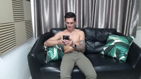 Snapshot of rustynf1tz chatting on 11, 1, 2025 MillionDollarGuy online show from 11, 1, 2025