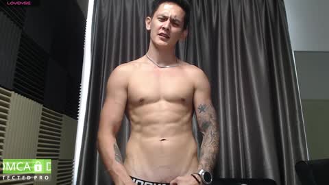 Snapshot of rustynf1tz chatting on 17, 1, 2025 MillionDollarGuy online show from 17, 1, 2025