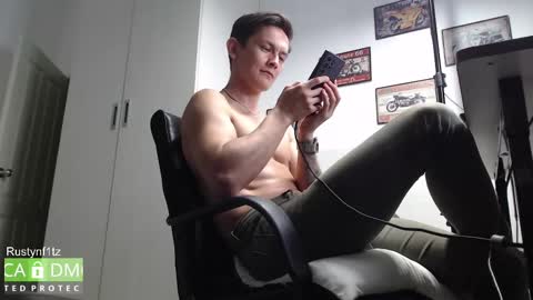 Snapshot of rustynf1tz chatting on 17, 2, 2025 MillionDollarGuy online show from 17, 2, 2025
