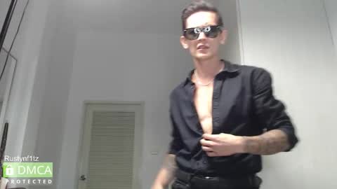 Snapshot of rustynf1tz chatting on 15, 9, 2025 MillionDollarGuy online show from 15, 9, 2025