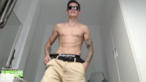Snapshot of rustynf1tz chatting on 11, 10, 2025 MillionDollarGuy online show from 11, 10, 2025