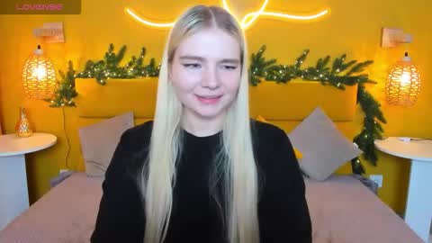 ruthbryant online show from 30, 11, 2025