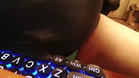 rwzar_1965 online show from 25, 7, 2026