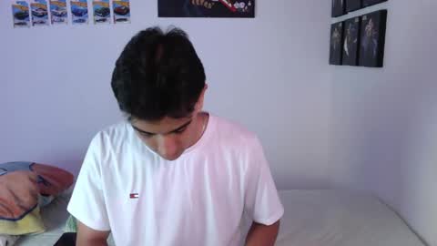 Snapshot of ryan_valentine17 chatting on 29, 3, 2026 ryan online show from 29, 3, 2026