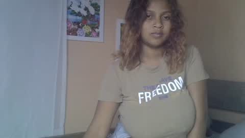 Snapshot of rywanna chatting on 7, 7, 2026 rywanna online show from 7, 7, 2026