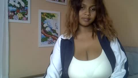 Snapshot of rywanna chatting on 9, 7, 2026 rywanna online show from 9, 7, 2026