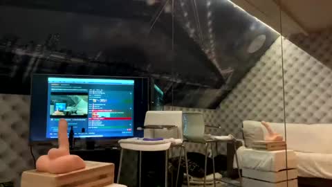 Snapshot of s_______________ chatting on 30, 12, 2024 Laura online show from 30, 12, 2024