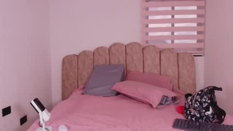 s_sofia_ online show from 5, 6, 2026