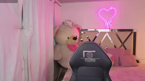 saaya_tay online show from 18, 5, 2026
