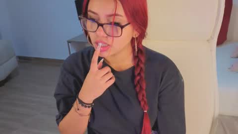 Snapshot of sabriin_miller_ chatting on 9, 10, 2025 sabriin_miller_ online show from 9, 10, 2025