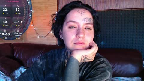 Lilith Solar online show from 2, 4, 2026