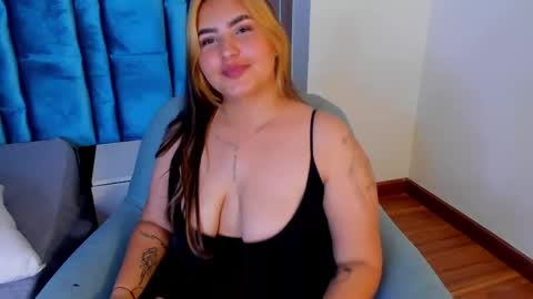 Snapshot of sabrinamaddoxs chatting on 3, 5, 2026 SabrinaMaddox online show from 3, 5, 2026