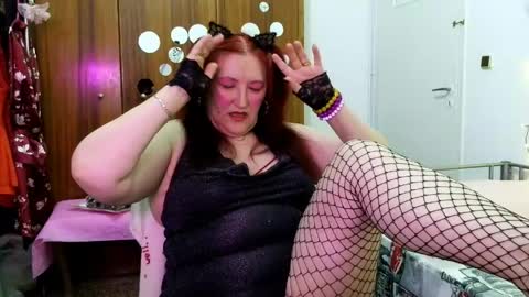 SabrinaXlovess online show from 22, 5, 2026