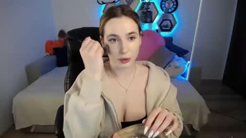 Sabrina Violet online show from 19, 2, 2025
