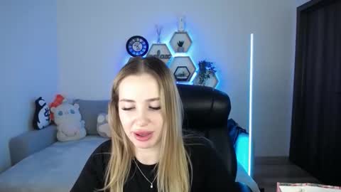 Sabrina Violet online show from 9, 3, 2026