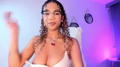 Snapshot of sade_jackson1 chatting on 25, 2, 2025 Sophie online show from 25, 2, 2025