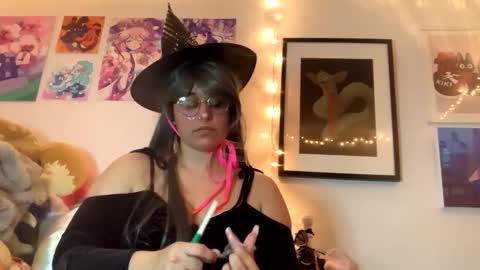 Snapshot of sadgirlsocial chatting on 21, 10, 2025 sweet angel baby online show from 21, 10, 2025