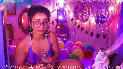 Snapshot of safaeri chatting on 30, 10, 2025 Safa online show from 30, 10, 2025