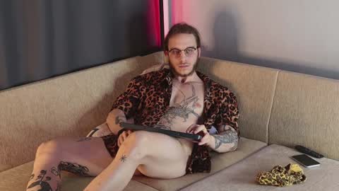 Snapshot of sage6688 chatting on 12, 1, 2025 Adam online show from 12, 1, 2025