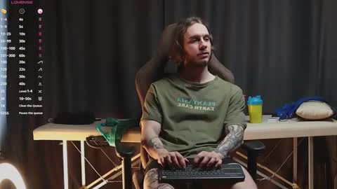 Snapshot of sage6688 chatting on 12, 2, 2025 Adam online show from 12, 2, 2025