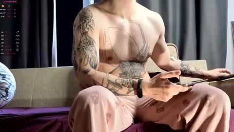 Snapshot of sage6688 chatting on 20, 10, 2025 Adam online show from 20, 10, 2025