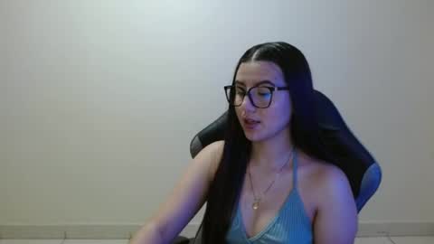 Snapshot of sahaliefox_ chatting on 6, 7, 2026 Sahaliefox online show from 6, 7, 2026