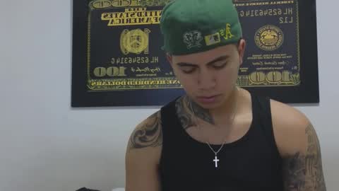 Sahara y Thiago online show from 5, 10, 2025