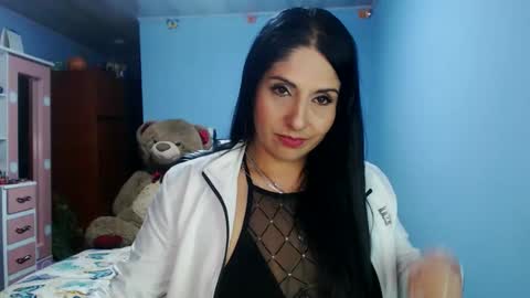 Karina online show from 8, 3, 2026