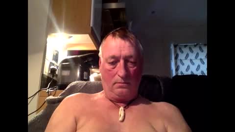 sail_naked online show from 18, 1, 2025