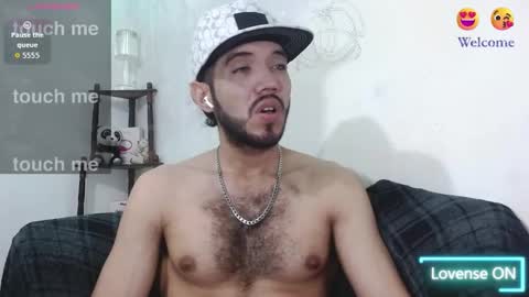 Snapshot of saint_castle chatting on 8, 2, 2026 Saint Castle online show from 8, 2, 2026