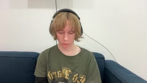 saintfawn online show from 28, 7, 2026