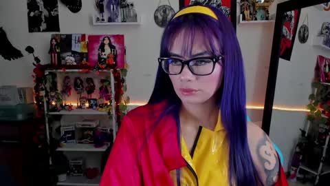    online show from 4, 11, 2025