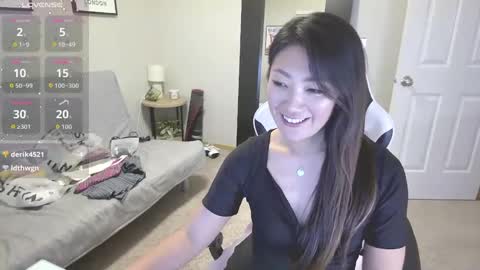 Sakura online show from 5, 10, 2025