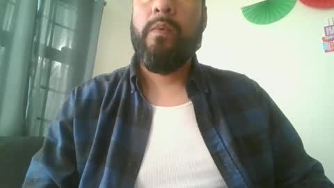 sal cumplaciente online show from 16, 1, 2025