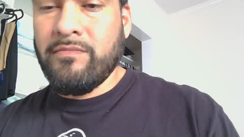 sal cumplaciente online show from 3, 3, 2025