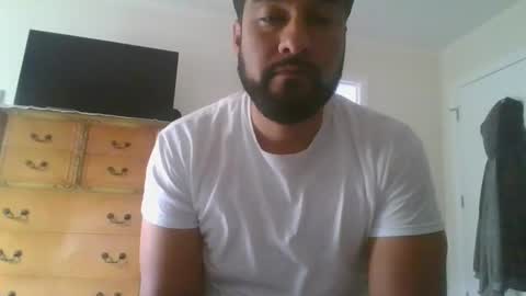 sal cumplaciente online show from 1, 10, 2025