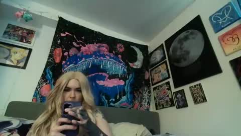 salemsslut online show from 12, 1, 2025