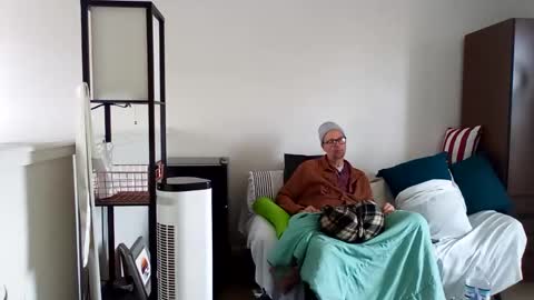 salis1981 online show from 4, 3, 2025