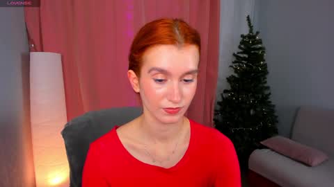 Snapshot of sallybiscuit chatting on 5, 12, 2024 Sally  online show from 5, 12, 2024