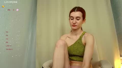 Snapshot of sallybiscuit chatting on 7, 3, 2025 Sally  online show from 7, 3, 2025